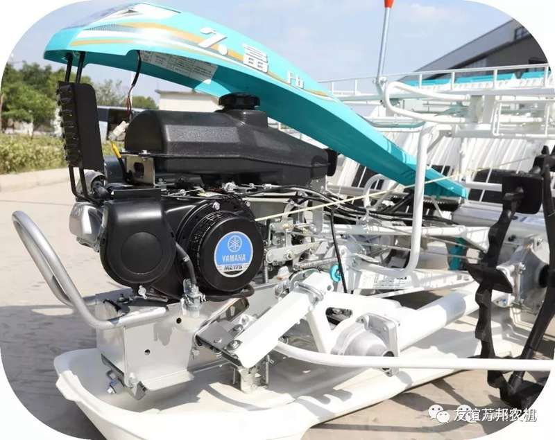 【精品】久富六行增产型摆栽两用手扶插秧机-公司动态-新闻中心